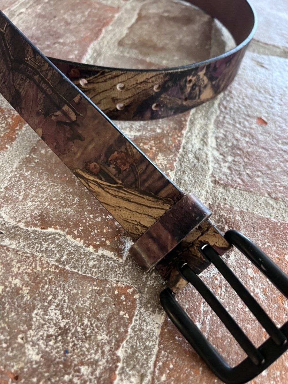 Men's Camouflage Genuine Leather Belt - Size Large | Fall Camo Trend